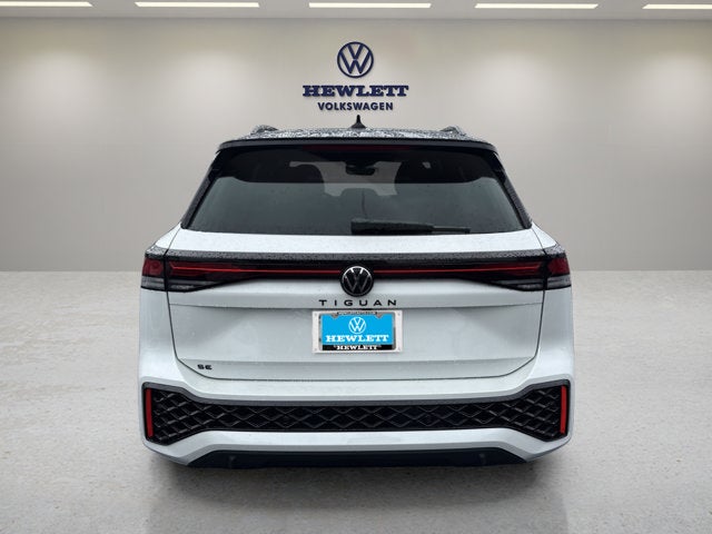 2026 Volkswagen Tiguan SE R-Line Black