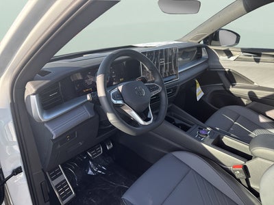 2026 Volkswagen Tiguan SE R-Line Black