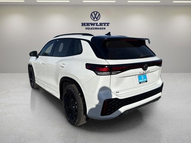 2026 Volkswagen Tiguan SE R-Line Black
