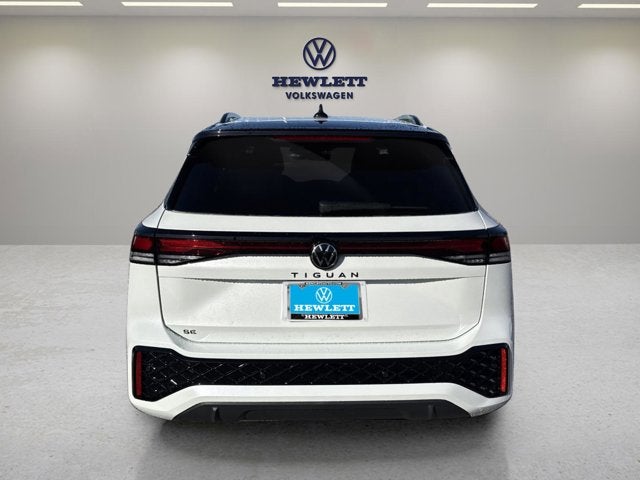 2026 Volkswagen Tiguan SE R-Line Black