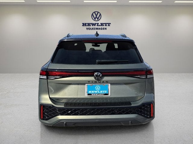 2026 Volkswagen Tiguan SE R-Line Black