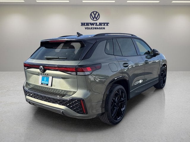 2026 Volkswagen Tiguan SE R-Line Black