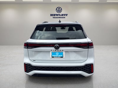 2026 Volkswagen Tiguan SE R-Line Black