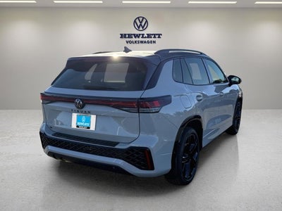2026 Volkswagen Tiguan SE R-Line Black