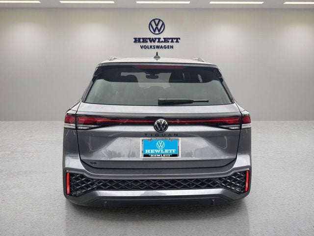 2026 Volkswagen Tiguan SE R-Line Black
