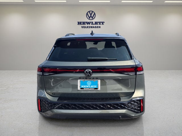 2026 Volkswagen Tiguan SE R-Line Black