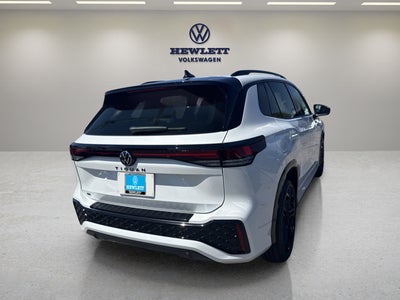 2026 Volkswagen Tiguan SE R-Line Black