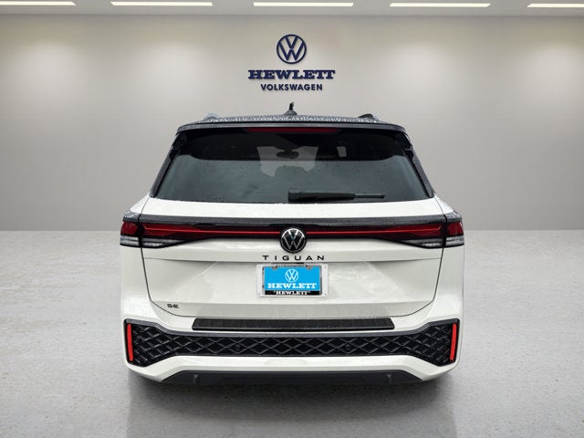 2026 Volkswagen Tiguan SE R-Line Black