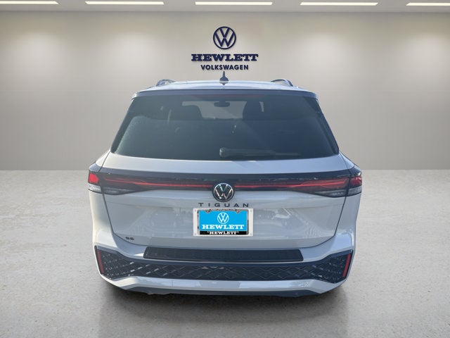 2026 Volkswagen Tiguan SE R-Line Black