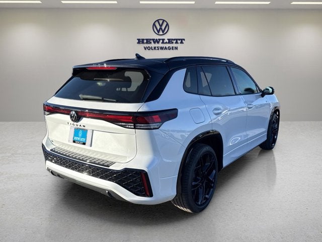 2026 Volkswagen Tiguan SE R-Line Black