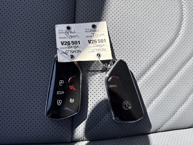 2026 Volkswagen Tiguan SE R-Line Black
