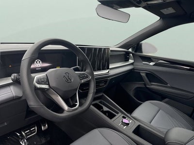 2026 Volkswagen Tiguan SE R-Line Black