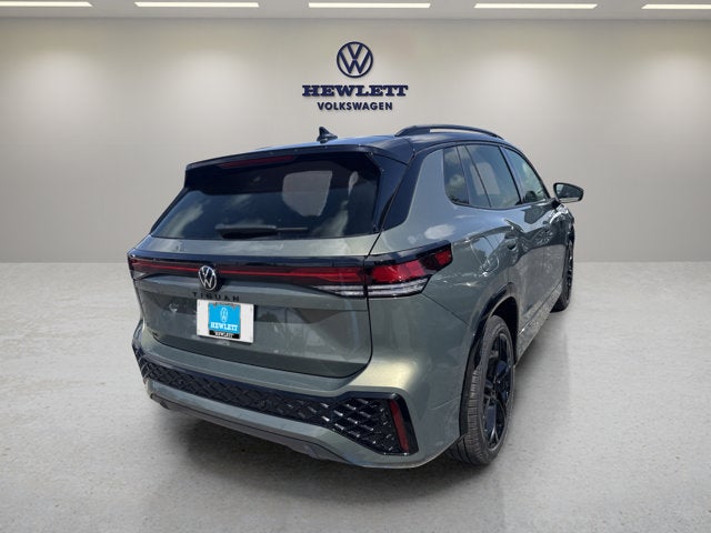 2026 Volkswagen Tiguan SE R-Line Black
