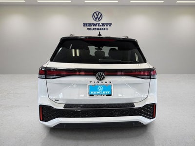 2026 Volkswagen Tiguan SE R-Line Black
