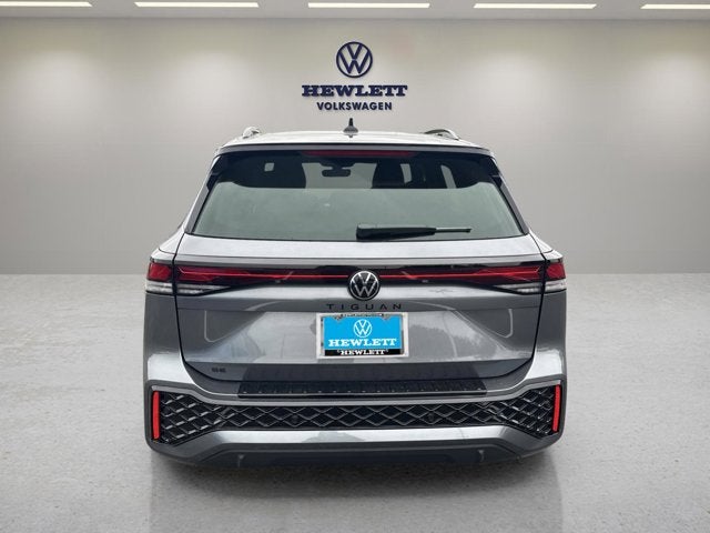 2026 Volkswagen Tiguan SE R-Line Black