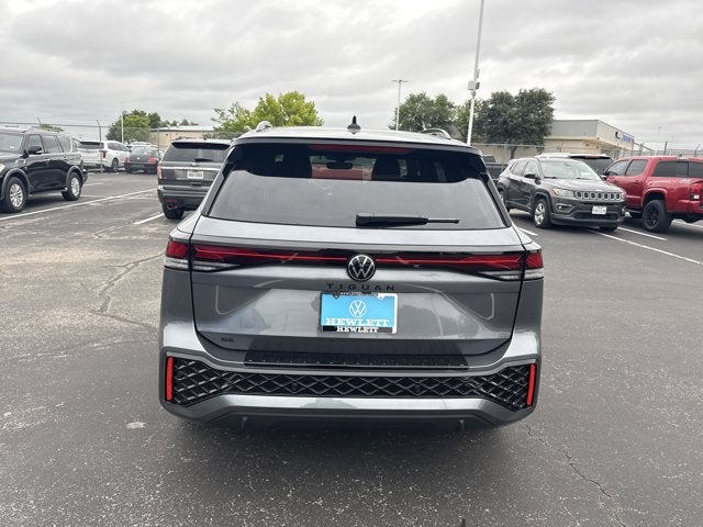 2026 Volkswagen Tiguan SE R-Line Black