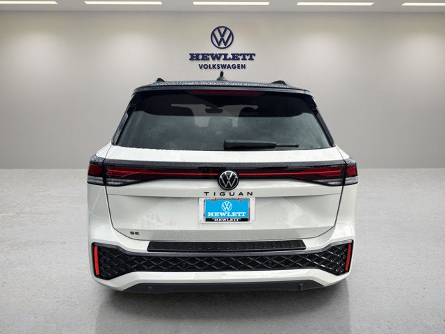 2026 Volkswagen Tiguan SE R-Line Black
