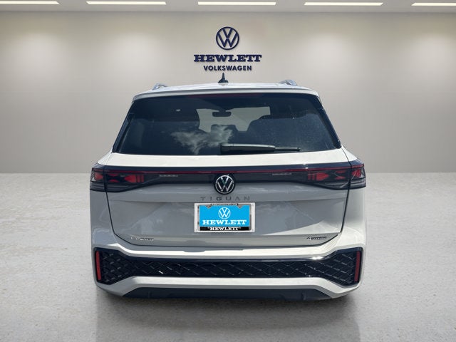 2026 Volkswagen Tiguan SE R-Line Black