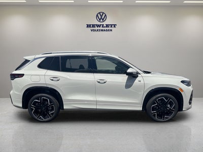 2026 Volkswagen Tiguan SE R-Line Black