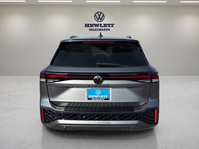 2026 Volkswagen Tiguan SE R-Line Black