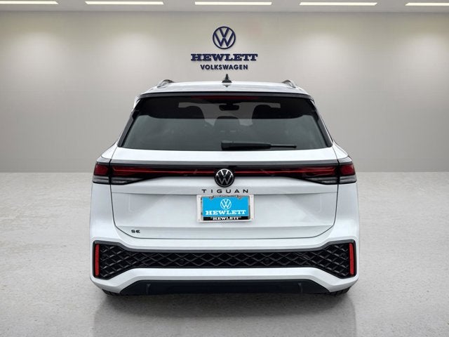 2026 Volkswagen Tiguan SE R-Line Black