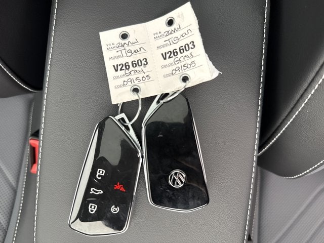 2026 Volkswagen Tiguan SE R-Line Black