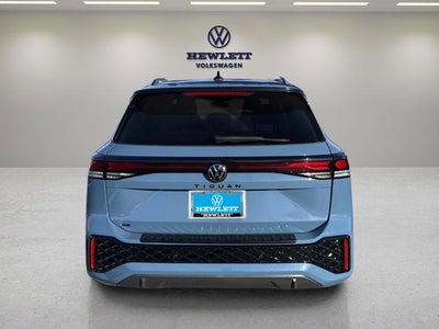 2026 Volkswagen Tiguan SE R-Line Black