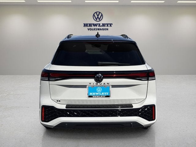 2026 Volkswagen Tiguan SE R-Line Black