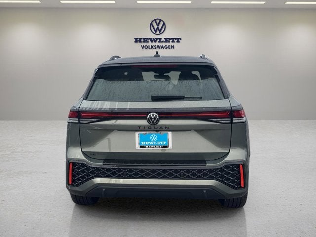 2026 Volkswagen Tiguan SE R-Line Black