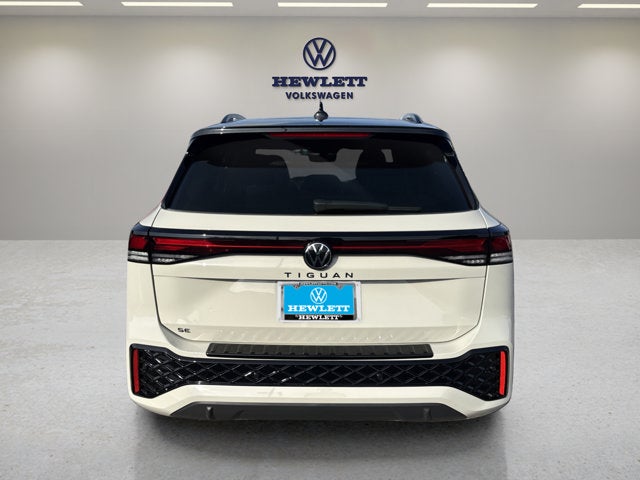 2026 Volkswagen Tiguan SE R-Line Black