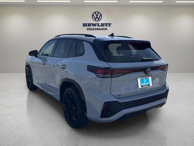 2026 Volkswagen Tiguan SE R-Line Black