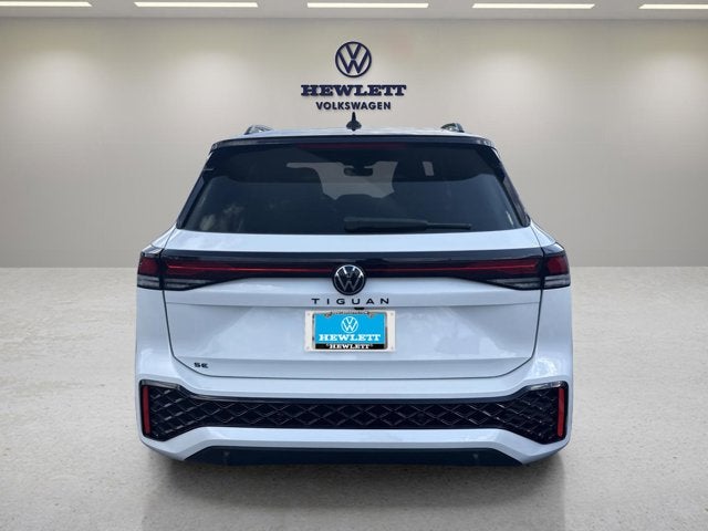 2026 Volkswagen Tiguan SE R-Line Black