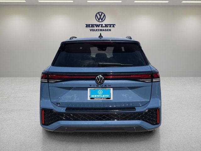 2026 Volkswagen Tiguan SE R-Line Black