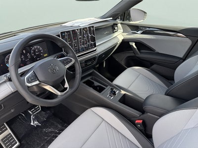 2026 Volkswagen Tiguan SE R-Line Black