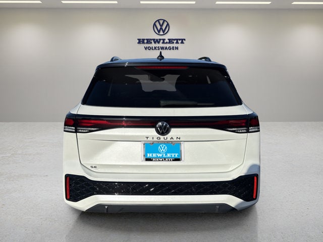2026 Volkswagen Tiguan SE R-Line Black