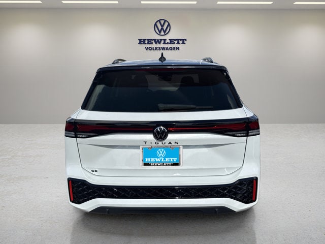 2026 Volkswagen Tiguan SE R-Line Black