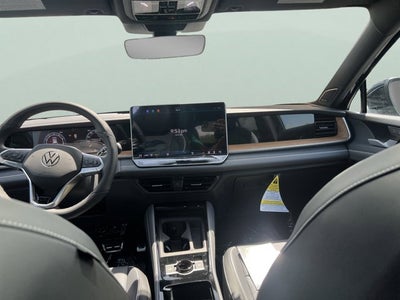 2025 Volkswagen Tiguan SEL R-Line