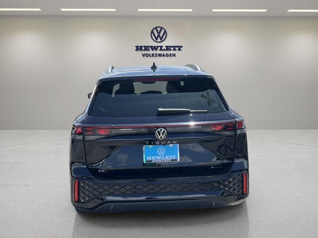 2025 Volkswagen Tiguan SEL R-Line