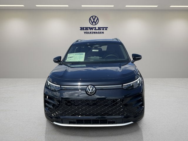 2025 Volkswagen Tiguan SEL R-Line