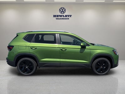 2026 Volkswagen Taos SE