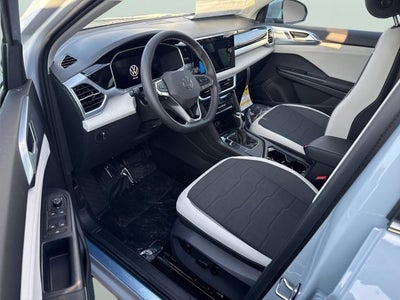 2026 Volkswagen Taos SE