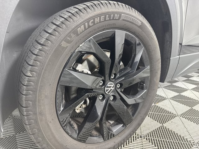 2023 Volkswagen Taos SE