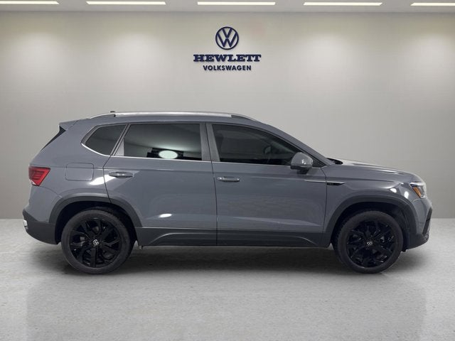 2023 Volkswagen Taos SE