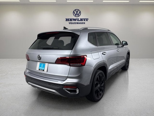 2024 Volkswagen Taos SE