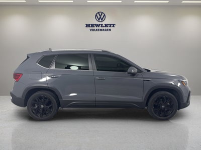2023 Volkswagen Taos SE