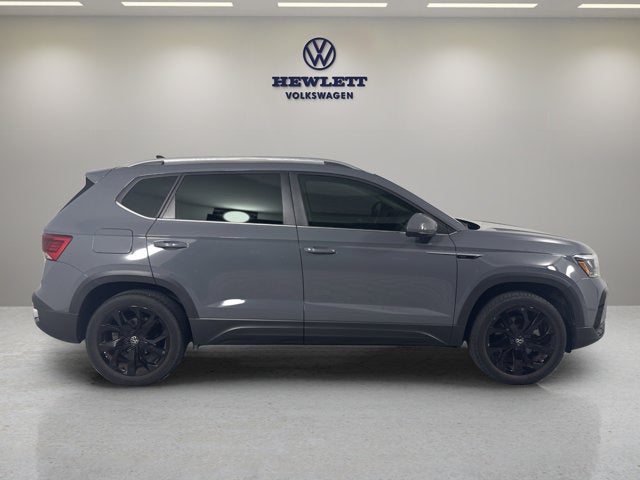 2023 Volkswagen Taos SE