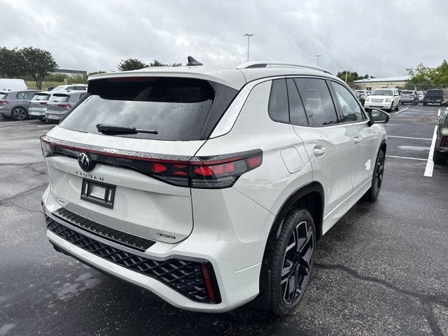 2026 Volkswagen Tiguan SEL R-Line Turbo