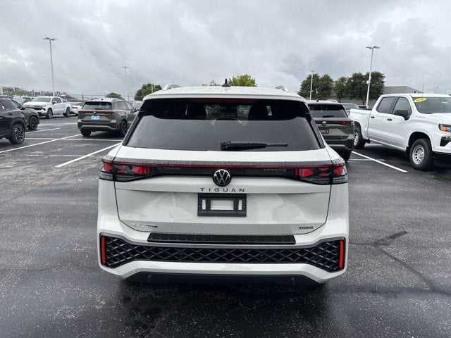 2026 Volkswagen Tiguan SEL R-Line Turbo