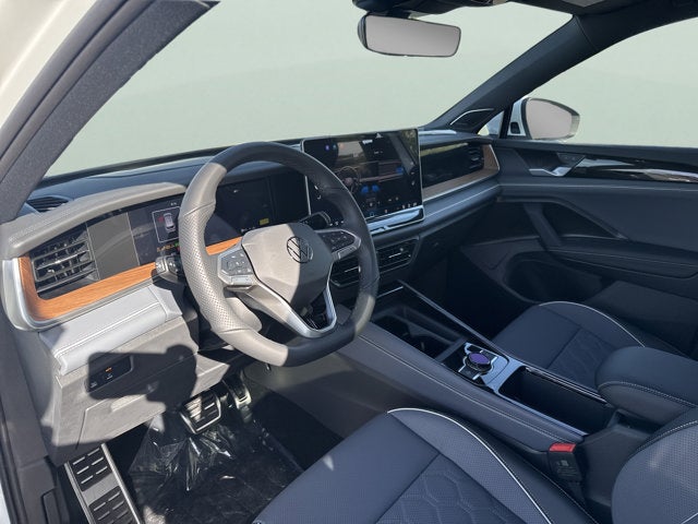 2026 Volkswagen Tiguan SEL R-Line Turbo