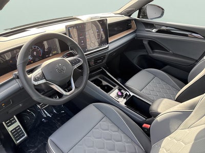 2026 Volkswagen Tiguan SEL R-Line Turbo